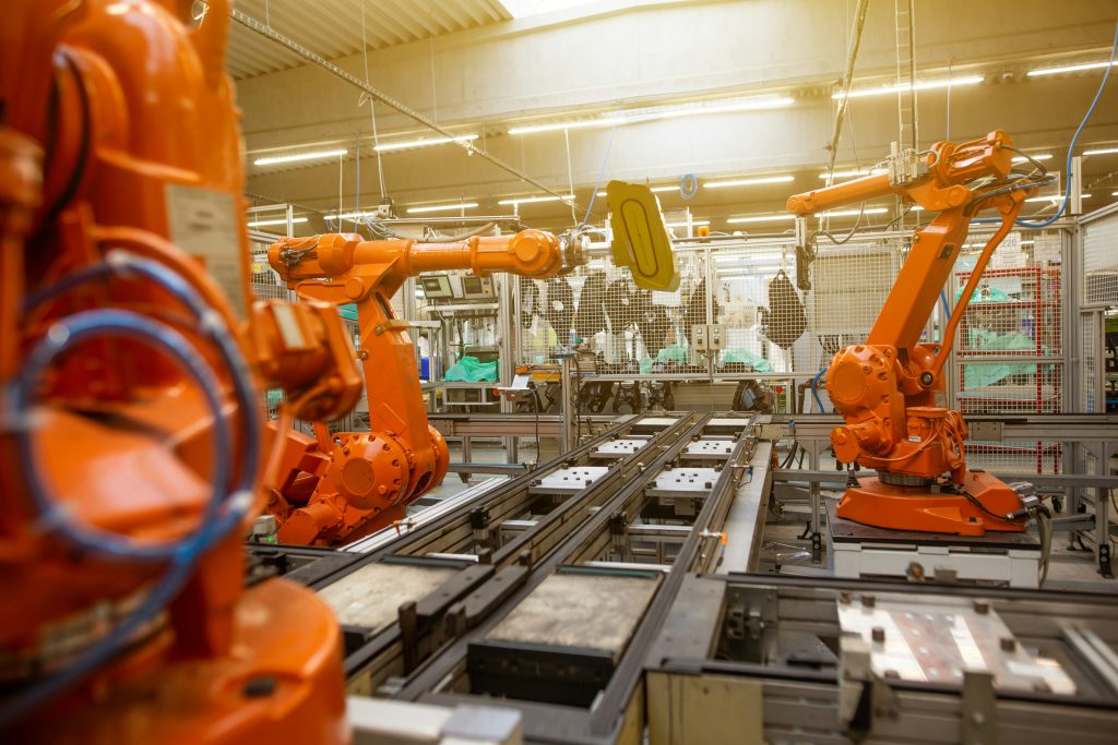 Maszyny w fabryce będące częścią jej wyposażenie przemysłowe